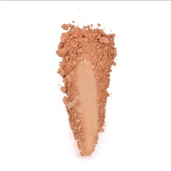 KAB Cosmetics Bronzed Babe full size glow pressed powder NIB - Picture 3 of 7